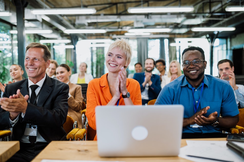 Séminaire d'Entreprise : Une Dynamique Essentielle pour la Cohésion et la Performance