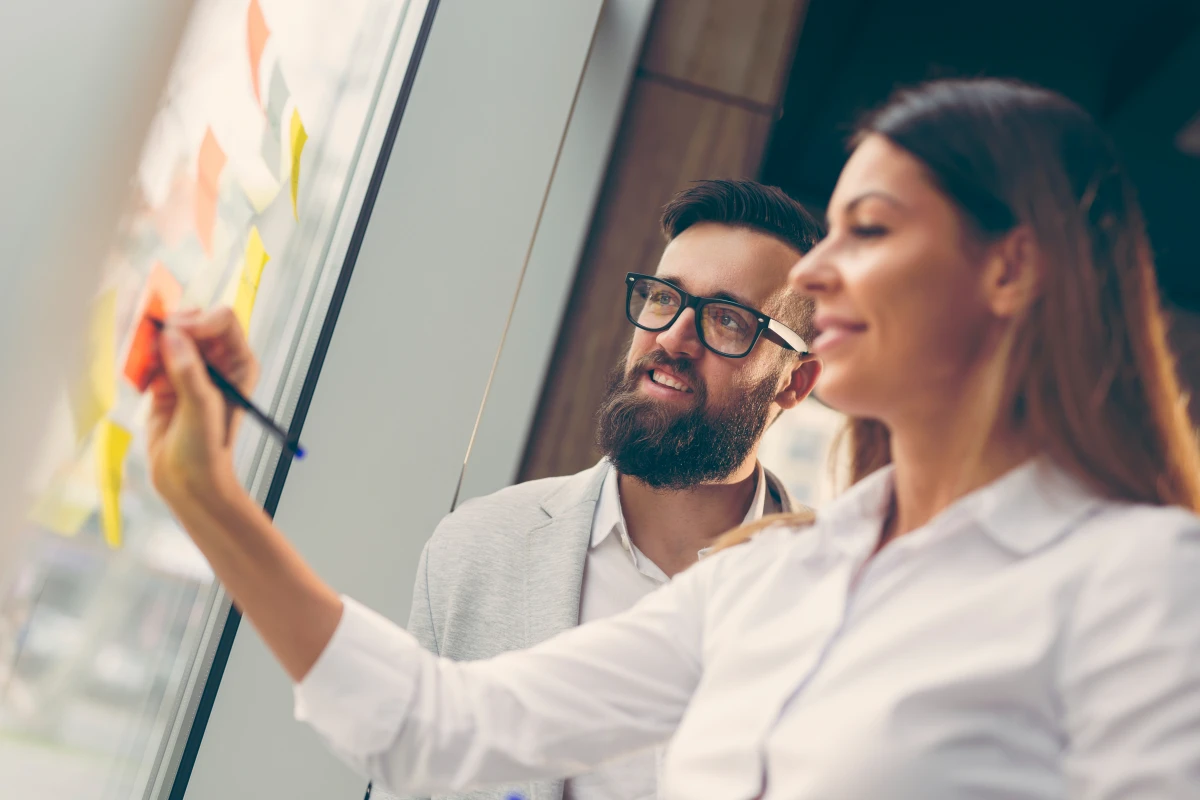 Stratégie de communication corporate : Les 7 étapes incontournables pour marquer les esprits